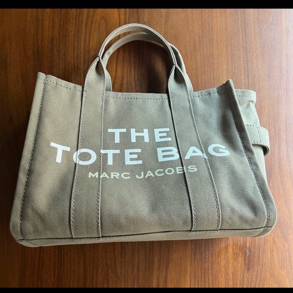 Marc Jabobs The Tote Bag Small